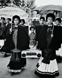 1979꣬ĴɽѹDŮpCν